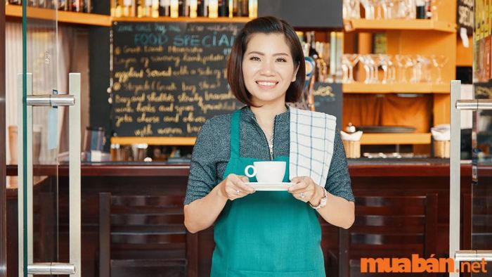 Ai là nhân viên phục vụ quán cafe?