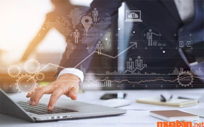 Phân tích tài chính hỗ trợ cơ quan nhà nước trong việc quản lý quy trình sản xuất và kinh doanh của doanh nghiệp.