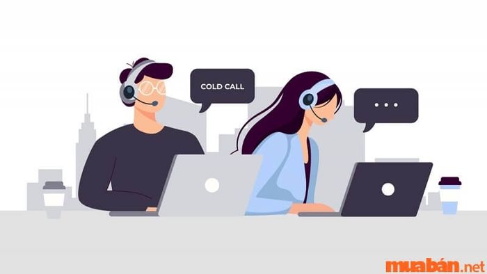 Cold calling là gì? Cold calling có thể được hiểu đơn giản là phương thức tiếp cận khách hàng tiềm năng qua giao tiếp trên điện thoại.