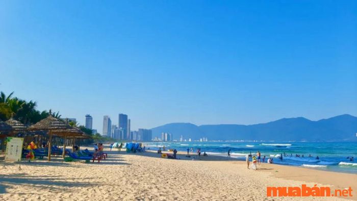 Kinh nghiệm du lịch Hội An - Đà Nẵng không thể bỏ qua bãi biển Mỹ Khê tuyệt đẹp