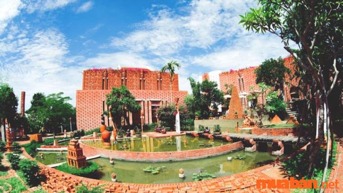 Khám phá làng gốm Thanh Hà