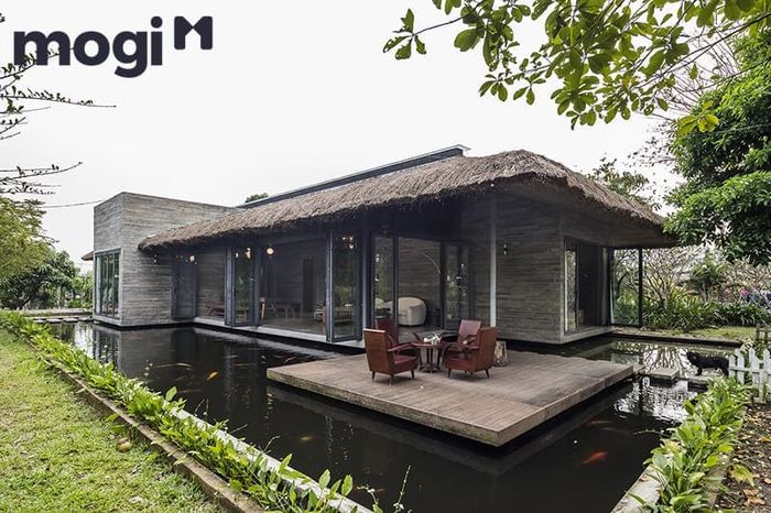 Các ngôi nhà hiện đại kết hợp với vật liệu lá cây mang đến sự độc đáo riêng biệt.