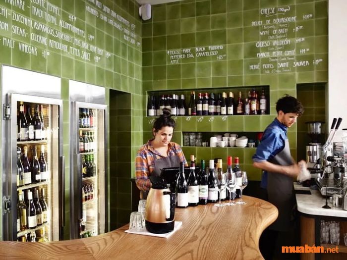Những yếu tố nào cần có khi làm nghề booking bar?