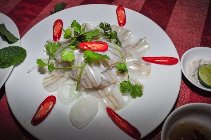 gỏi cá mai