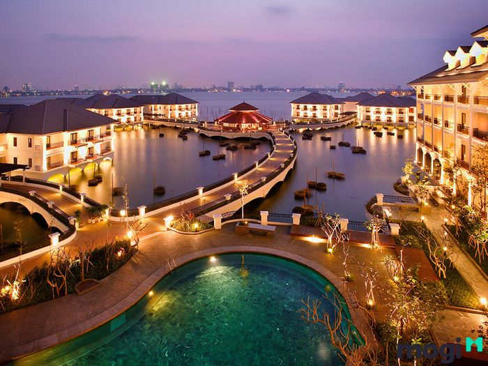 Intercontinental