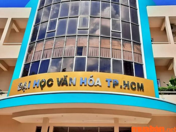 ngành du lịch nên học trường nào ở TPHCM