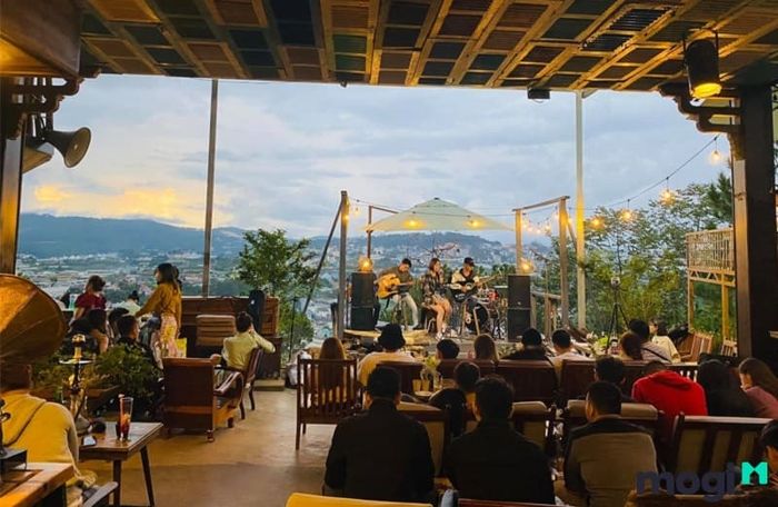 Mô hình quán cafe Acoustic.