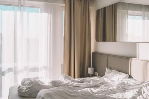 Phong thủy phòng ngủ dành cho các cặp hiếm muộn.