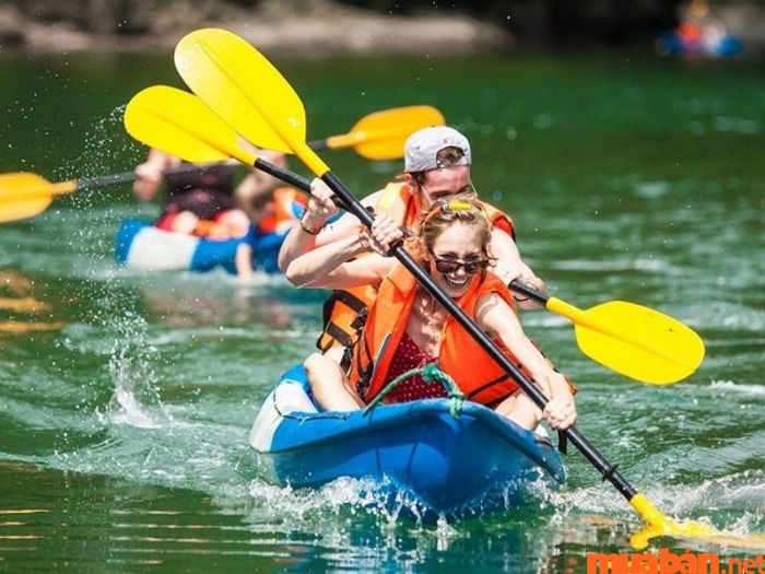 Chèo thuyền Kayak