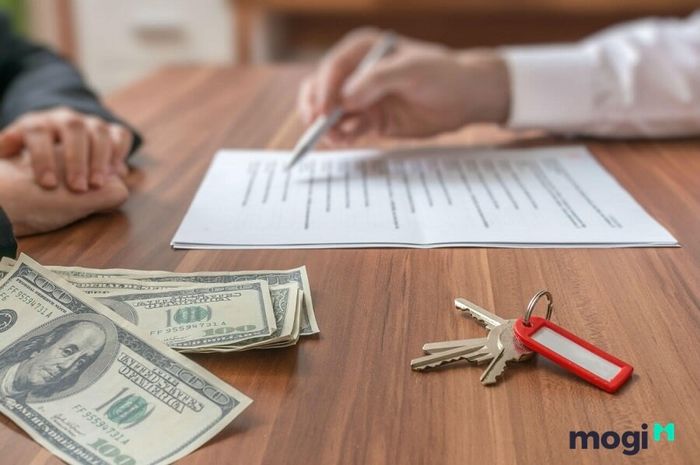 Đọc kỹ hợp đồng cho thuê phòng trọ trước khi ký kết.