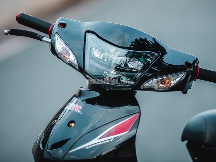Tay lái của xe Wave 50cc rất chắc chắn