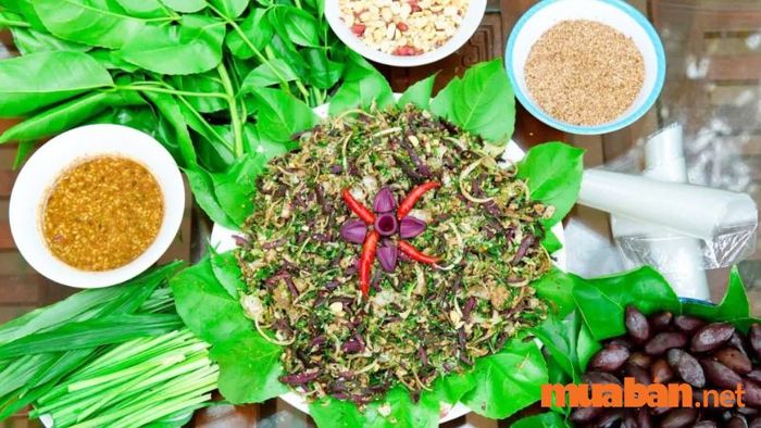 Nham, hay còn gọi là nham trám, vì có sự góp mặt của quả trám trong thành phần nguyên liệu.