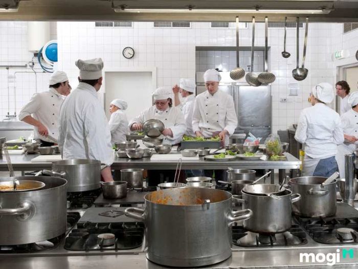Thiết kế bếp nhà hàng hợp lý và tiện dụng