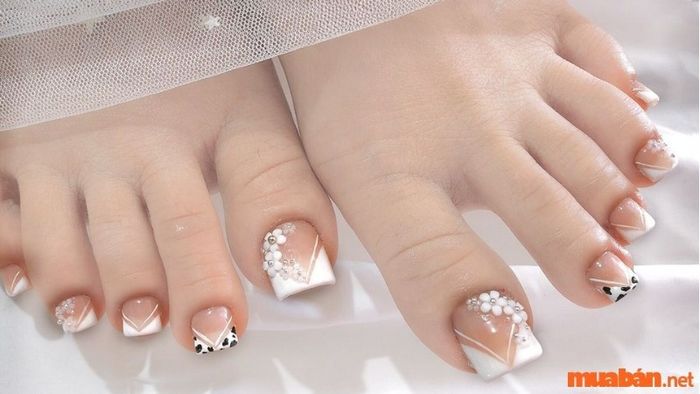 Mẫu nail chân đẹp 2024
