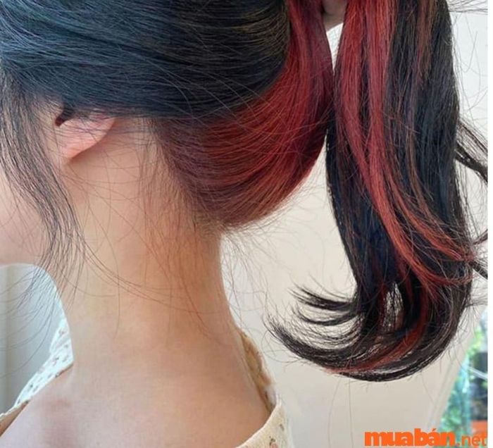 Mái tóc đỏ cherry