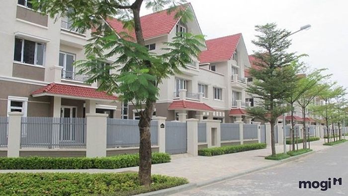 Cận cảnh biệt thự tại An Hưng, chi tiết và sắc nét