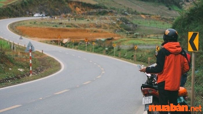 Kinh nghiệm du lịch Mộc Châu 2 ngày 1 đêm – thuê xe máy để di chuyển linh hoạt