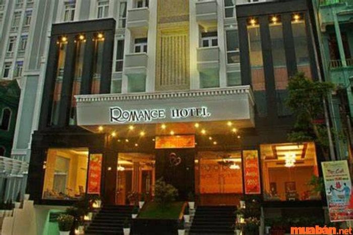 Kinh nghiệm du lịch Huế: Khách sạn Romance Hotel
