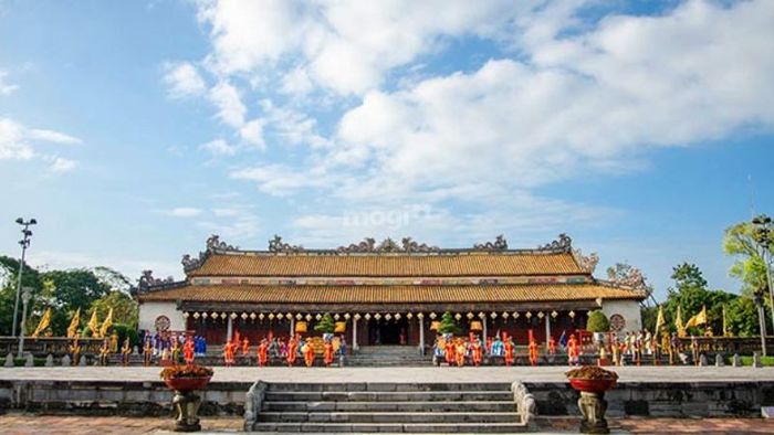 Điện Thái Hòa