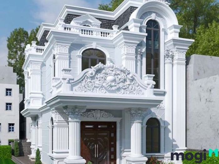 Hệ thống tường bao dày và cao là một đặc điểm dễ nhận biết trong thiết kế kiến trúc kiểu Pháp, giúp gia tăng tính vững chãi cho công trình.