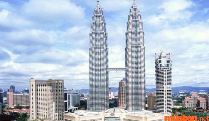 Tháp đôi Petronas – Malaysia