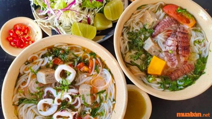 Bún mực Vạn Ninh
