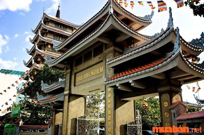 Một số chùa gần chùa Miếu Nổi Gò Vấp – Chùa Vĩnh Nghiêm