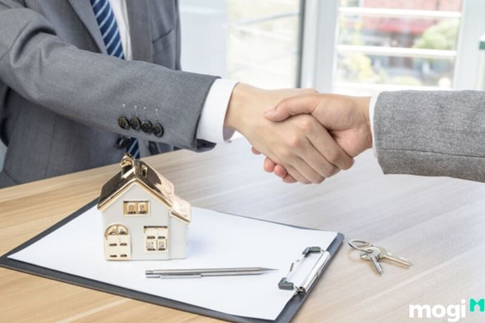 Đất dự án có thể chuyển nhượng, nhưng phải tuân thủ các quy định của pháp luật về quyền sử dụng đất.