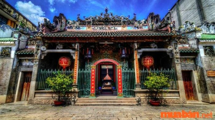 Các ngôi chùa gần chùa Miếu Nổi Gò Vấp – Chùa Bà Thiên Hậu