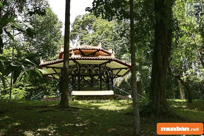 Kiến trúc Dinh Độc Lập