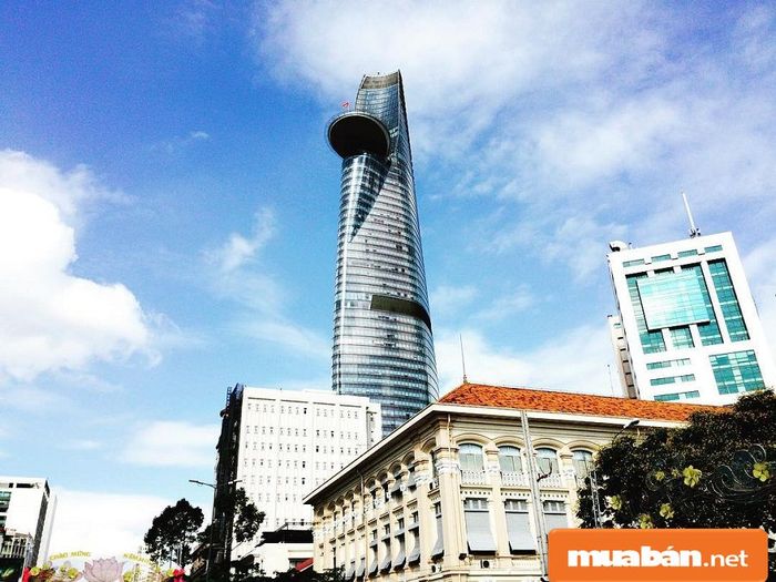 Xung quanh tòa tháp Bitexco có rất nhiều tiện ích ngoại khu hiện đại và tiện nghi.