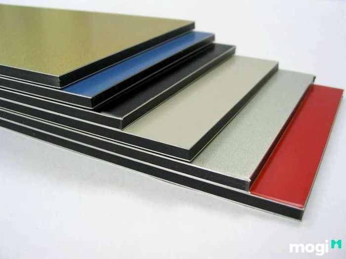 Tấm Nhựa Trong Suốt Lợp Mái