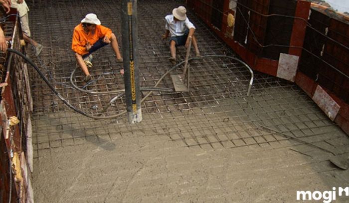 Hồ bơi được làm từ bê tông