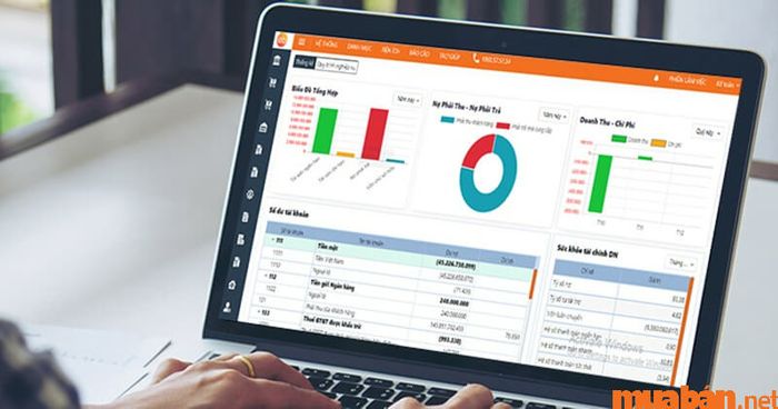 Sử dụng thành thạo các phần mềm kế toán trong công việc nội bộ là gì?