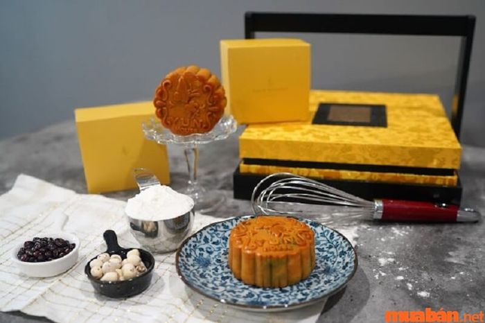 Lễ hội Trung thu là dịp để tôn vinh mùa màng và tạ ơn Nữ Thần Mặt Trăng, được tổ chức rộng rãi ở Malaysia.