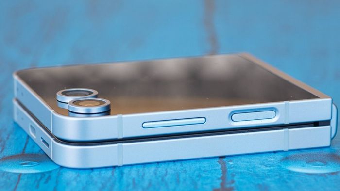 Samsung đang phát triển phiên bản Galaxy Z Flip FE với giá hợp lý.