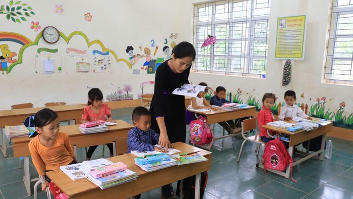 Kịch bản tiểu phẩm về thầy cô mẫu 4