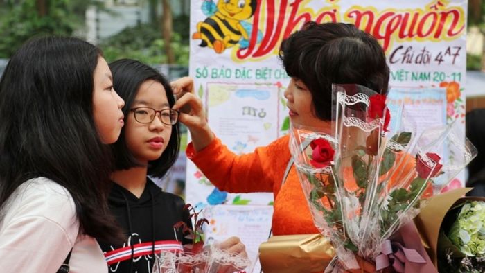 Kịch bản tiểu phẩm về thầy cô mẫu 5