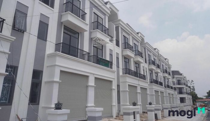 Các quy định về kiến trúc nhà liên kế trong khu đô thị hiện hữu của TP Hồ Chí Minh đã được xác định một cách rõ ràng và chi tiết.
