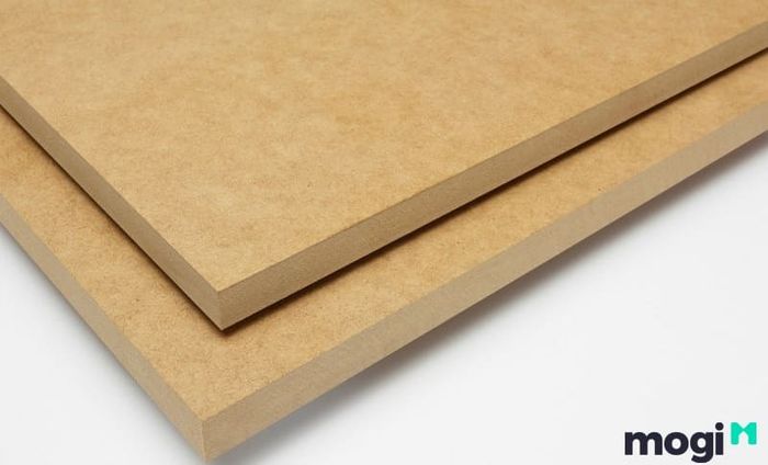 Gỗ MDF mềm là loại gỗ có độ đàn hồi cao, thích hợp cho những sản phẩm cần sự linh hoạt.