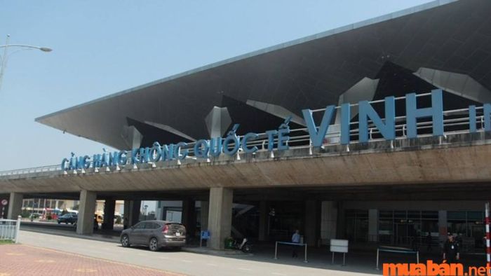 Di chuyển bằng máy bay đến thành phố Vinh