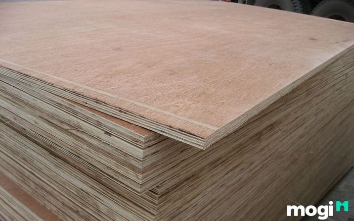 Gỗ MDF là gì? Gỗ MDF thông thường có khả năng chịu nước kém, vì thế không phù hợp với môi trường ẩm ướt.