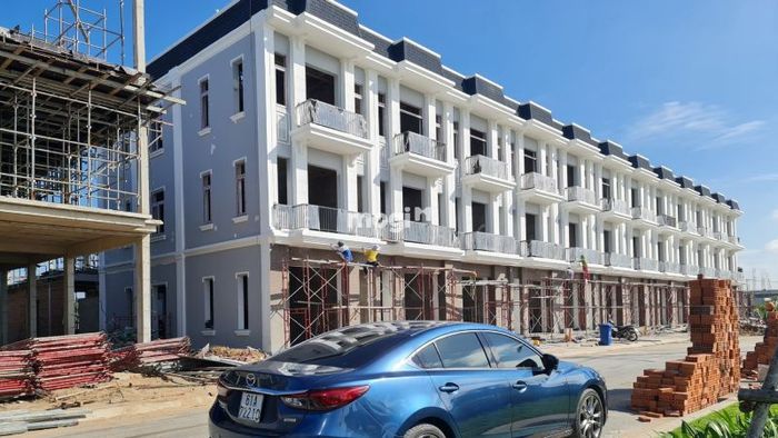 Kiểm tra tình trạng pháp lý cẩn thận trước khi quyết định đầu tư vào Townhouse