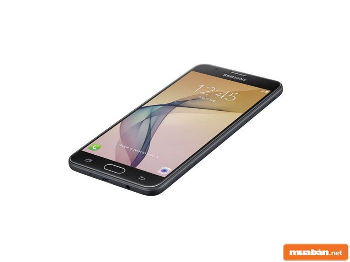 Khi mua Samsung J7 Prime, bạn nên tìm đến những cửa hàng uy tín và đáng tin cậy.