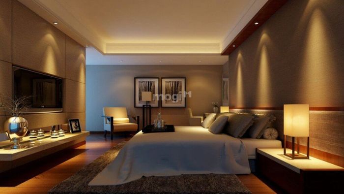 Kết hợp đèn trần với đèn bàn để tạo sự đồng điệu và ánh sáng vừa đủ.