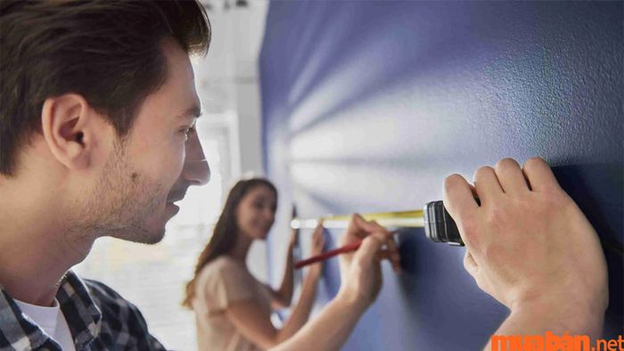 Diện tích sơn tường được tính dựa trên hệ số sơn sử dụng trong nhà