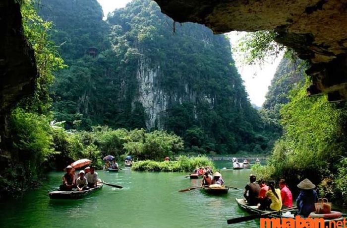 Chùa Tam Chúc thờ ai