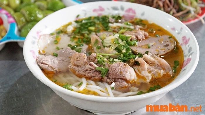 Bún bò 22 – Quán ăn ngon quận 8