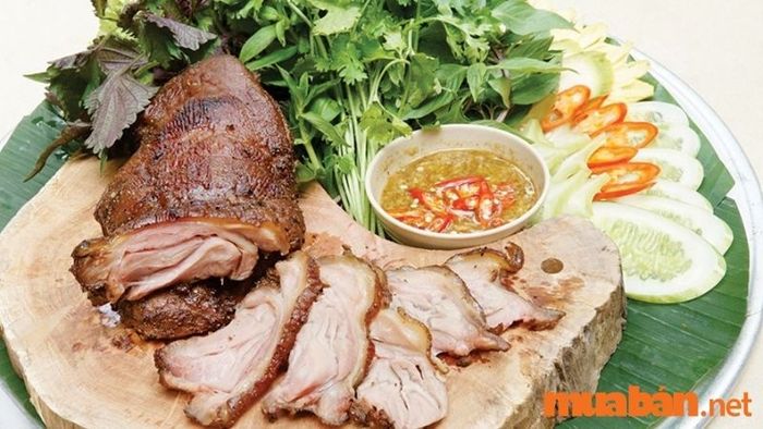 Nhà hàng Hương Huyền – Một trong những địa điểm ăn uống ngon tại quận 8