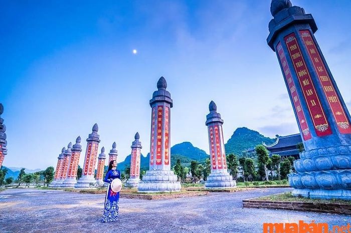 Chùa Tam Chúc thờ những vị Phật nào?